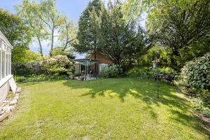 Photo 17- click for photo gallery